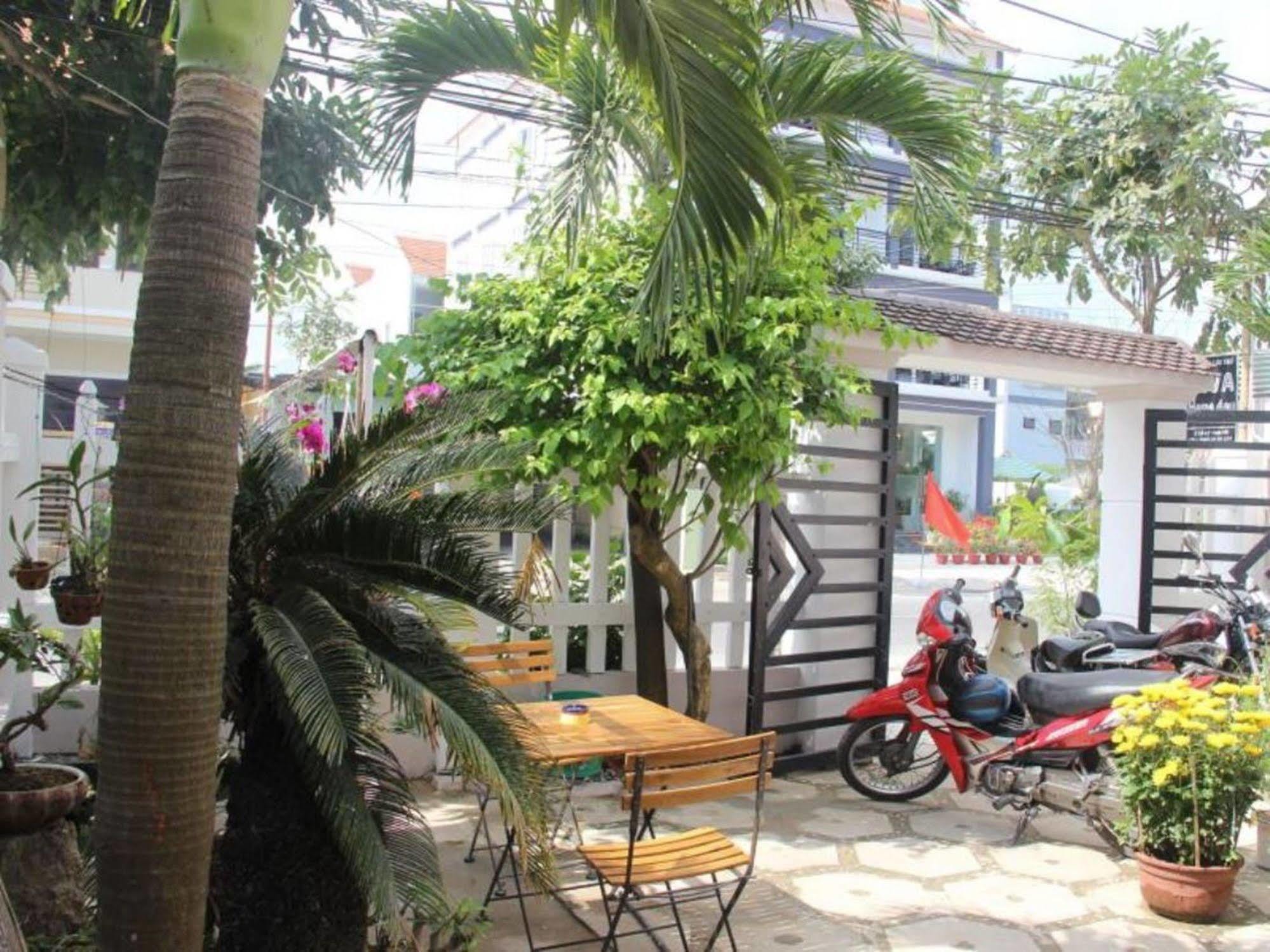 Little House Homestay Hoi An Exterior photo